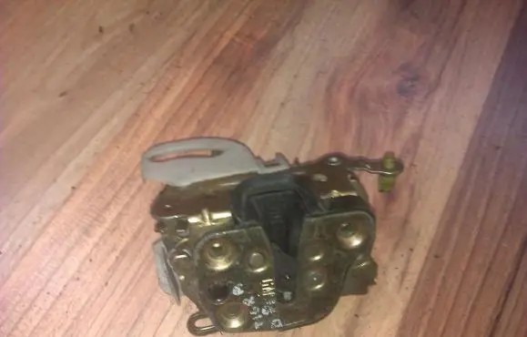 Front door lock
