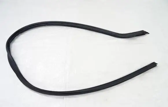 Citroen C4 Cactus Front door rubber seal 9801003580