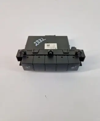 Mercedes-Benz B W245 Seat heating switch 1698208510