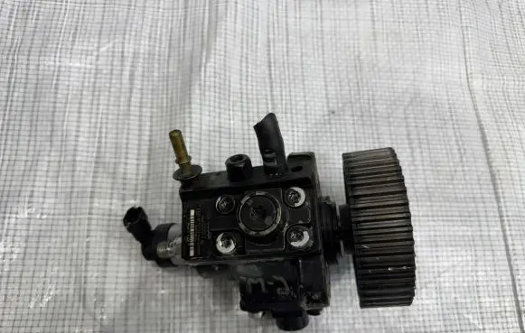 Fiat Bravo Fuel injection high pressure pump 0445010130