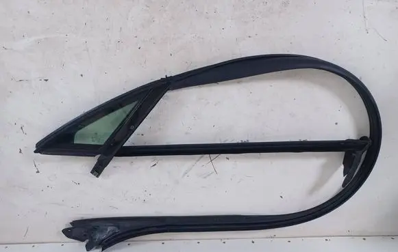Mercedes-Benz E C207 W207 Rear side window A2076700439