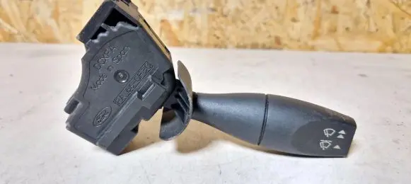 Ford Focus Wiper control stalk Pa66gf30