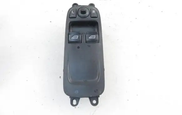 Volvo C30 Electric window control switch 30710783