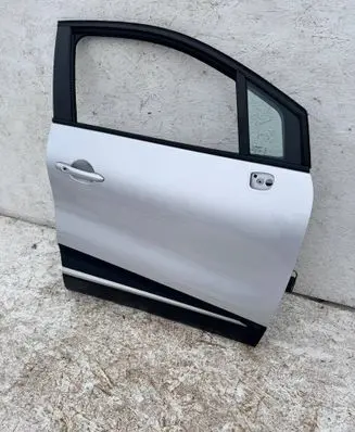 Renault Captur Front door 