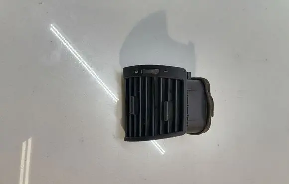 BMW X5 E53 Dashboard side air vent grill/cover trim 8402216