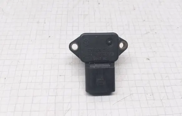Volkswagen Golf IV Air pressure sensor 036906051