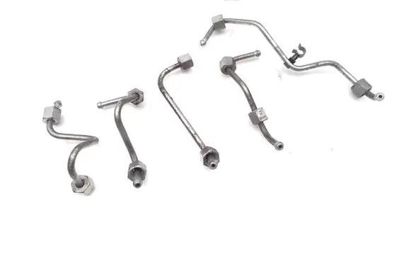 Opel Antara Fuel injector supply line/pipe 