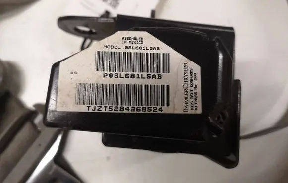 Chrysler Voyager Rear seatbelt 0SL681L5AB P0SL681L5AB