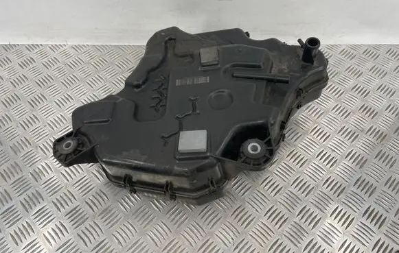 BMW 3 G20 G21 AdBlue liquid reservoir 7418879 A380092500