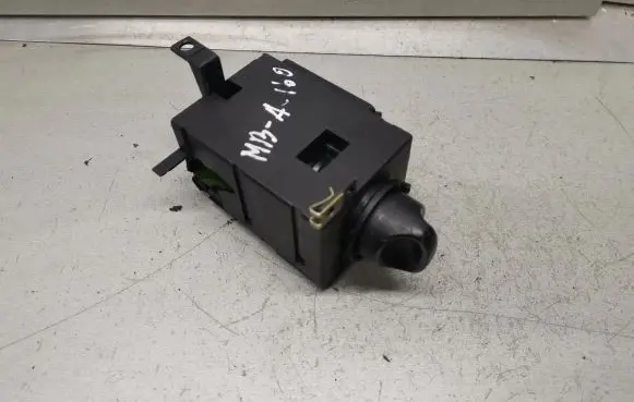 Mercedes-Benz A W168 Light switch 1685450104