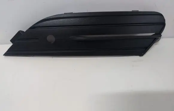 Renault Espace - Grand espace V Front bumper lower grill 622568681R