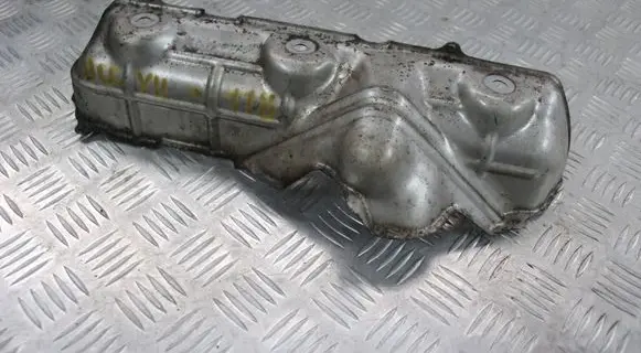 Exhaust heat shield