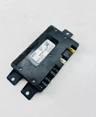 Porsche Boxster 986 Aerial antenna amplifier 99664712400 FB011714000