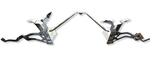 BMW 5 E60 E61 Radiator support slam panel bracket 10031013