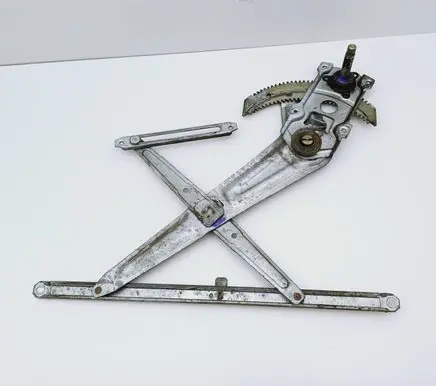 Daihatsu Charade Front door manual window regulator 