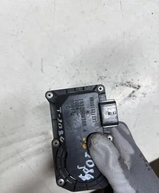 Renault Captur Throttle valve 161206038R