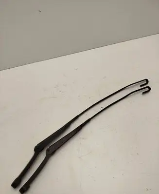 Audi A4 S4 B5 8D Front wiper blade arm 8D1955408B