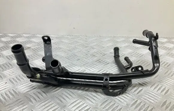 Audi A6 S6 C7 4G Engine coolant pipe/hose 04L122157BH