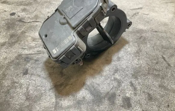 Mercedes-Benz Sprinter W906 Electric throttle body valve A6510900470 0280750573 DK0040