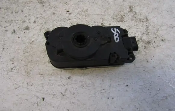BMW X5 G05 Radiator active air flap actuator 5811R1000