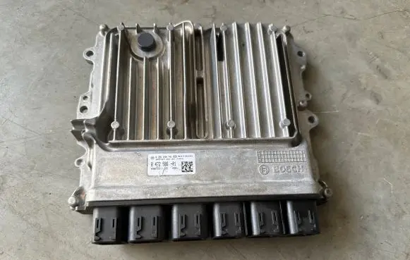 BMW 6 G32 Gran Turismo Engine control unit/module 8472586