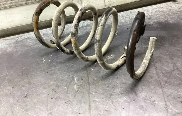 Volvo V70 Rear coil spring
