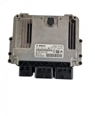 Peugeot 3008 I Engine control unit/module 0261S06621