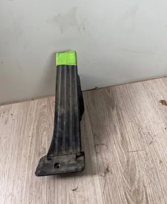 BMW X6 E71 Accelerator throttle pedal 6859999