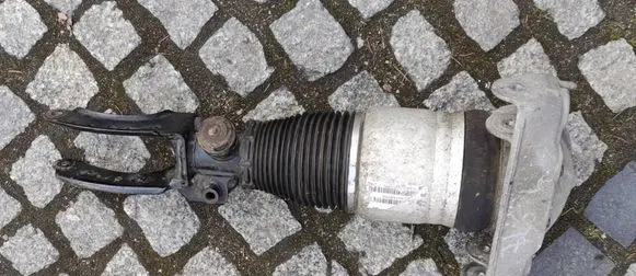 Volkswagen Touareg I Air suspension front shock absorber 7L6616039A