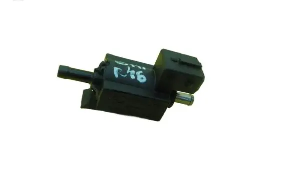 Mercedes-Benz C W204 Valve vacuum A2661530059