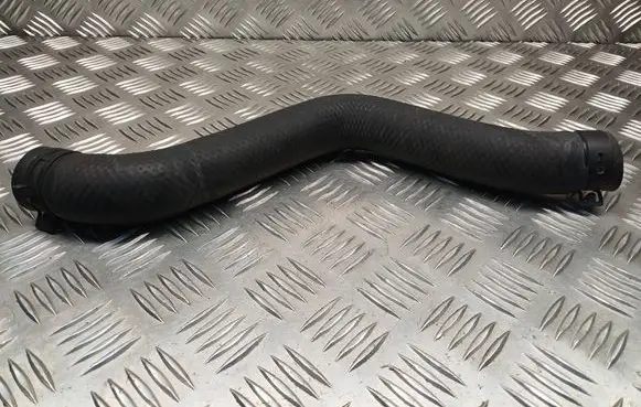 Nissan X-Trail T31 Engine coolant pipe/hose 
