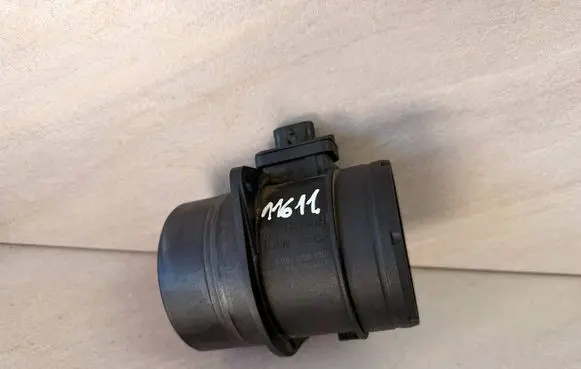Volkswagen PASSAT B7 Mass air flow meter 03L906461A