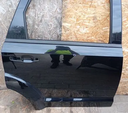 Rear door