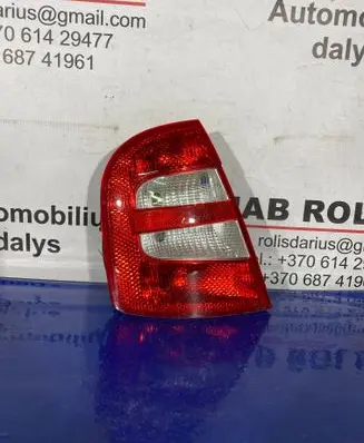 Skoda Fabia Mk1 (6Y) Rear/tail lights 6Y6945095B 6Y6945111B