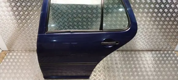 Volkswagen Golf IV Rear door S26372604