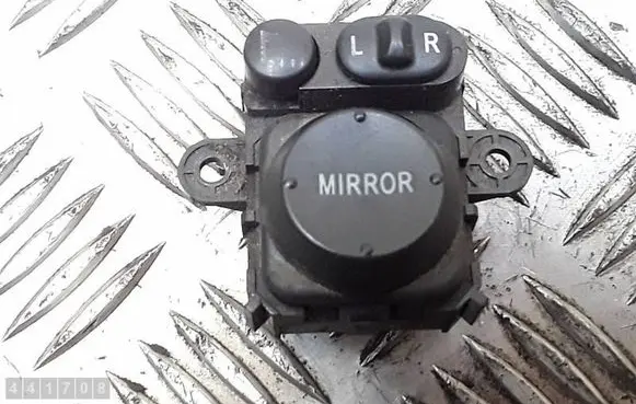 Honda FR-V Wing mirror switch