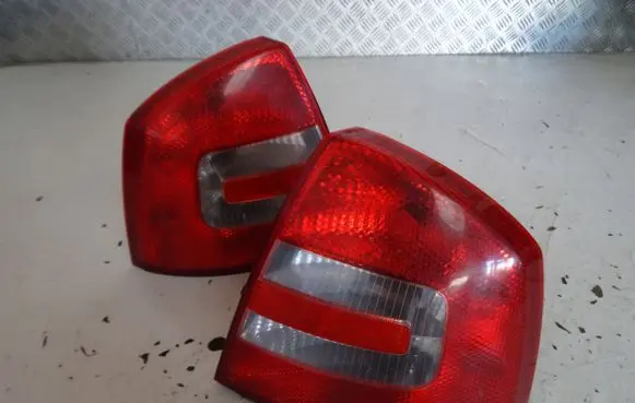 Skoda Octavia Mk2 (1Z) Rear/tail lights