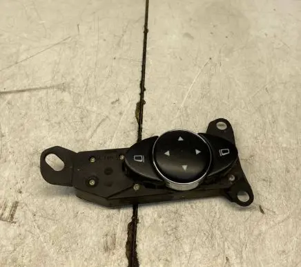 Mercedes-Benz E W211 Wing mirror switch 2118208310 03211010