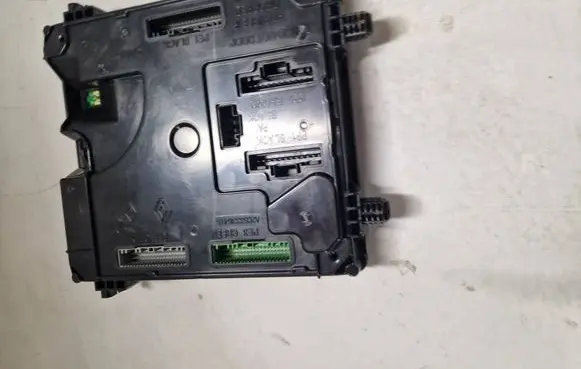 Renault Laguna III Comfort/convenience module 284B17417R