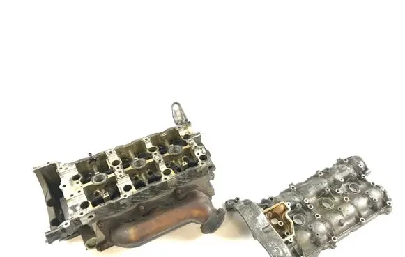 Mercedes-Benz ML W164 Engine head A2720161205 R2720162201 A2721460709