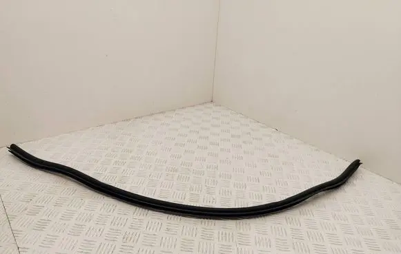 Renault Clio IV Engine compartment rubber 
