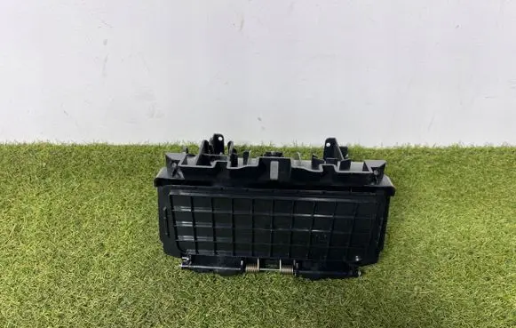 Volkswagen Touareg III Other center console (tunnel) element 760864061