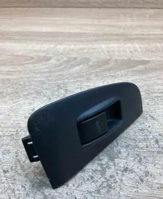 Toyota Avensis T250 Electric window control switch 7423105140