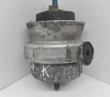 Audi A6 S6 C6 4F Engine mount bracket 4F0199379AT