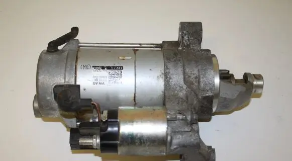Audi Q7 4M Starter motor 057911024