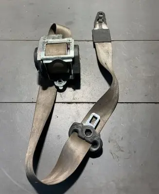 Audi A6 S6 C6 4F Front seatbelt 560788701