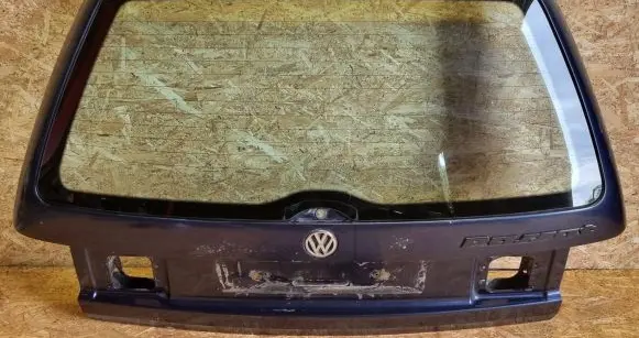 Volkswagen PASSAT B4 Tailgate/trunk/boot lid