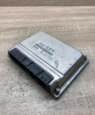 Audi A4 S4 B5 8D Engine control unit/module ECU 8D0907401L 0281010155