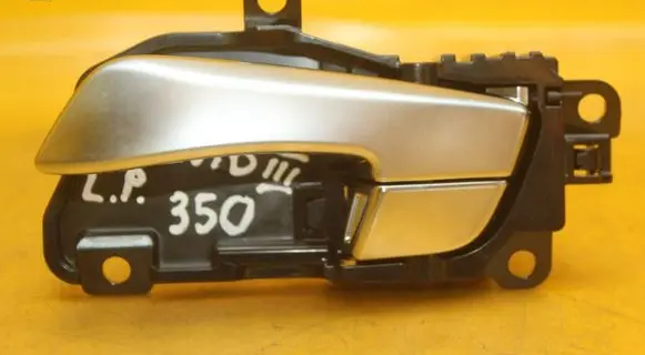 Rear door interior handle