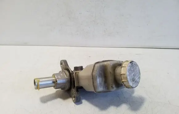 Mitsubishi L200 Master brake cylinder 815492